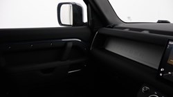 2025 (25) LAND ROVER COMMERCIAL DEFENDER 3.0 D250 Hard Top S Auto 5179595