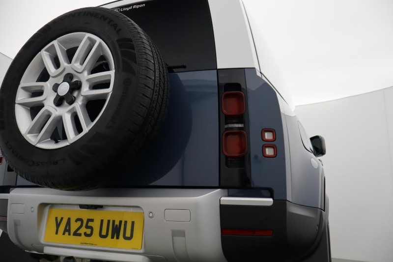 2025 (25) LAND ROVER COMMERCIAL DEFENDER 3.0 D250 Hard Top S Auto 5179539