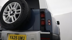 2025 (25) LAND ROVER COMMERCIAL DEFENDER 3.0 D250 Hard Top S Auto 5179539