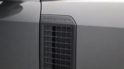 2023 (73) LAND ROVER DEFENDER 3.0 D250 HSE 90 3dr Auto 5179842