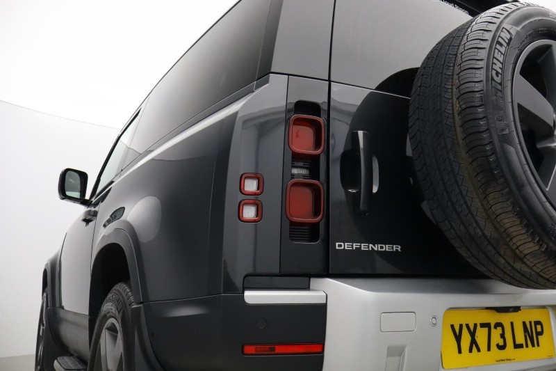 2023 (73) LAND ROVER DEFENDER 3.0 D250 HSE 90 3dr Auto 5179822