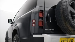 2023 (73) LAND ROVER DEFENDER 3.0 D250 HSE 90 3dr Auto 5179822