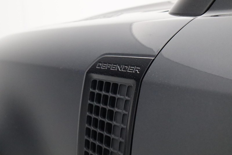 2023 (73) LAND ROVER DEFENDER 3.0 D250 HSE 90 3dr Auto 5179832