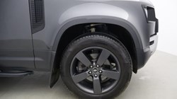 2023 (73) LAND ROVER DEFENDER 3.0 D250 HSE 90 3dr Auto 5179839