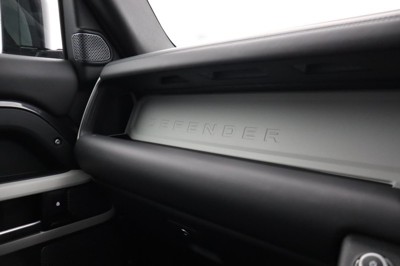 2023 (73) LAND ROVER DEFENDER 3.0 D250 HSE 90 3dr Auto 5179867