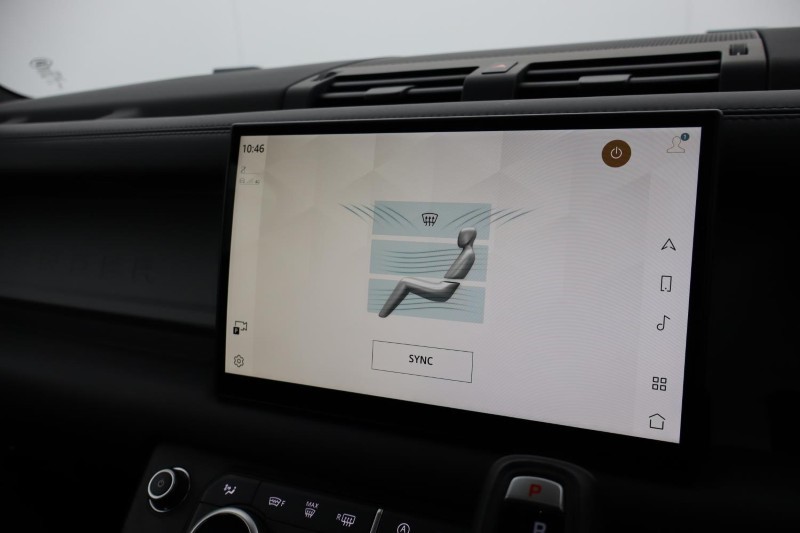 2023 (73) LAND ROVER DEFENDER 3.0 D250 HSE 90 3dr Auto 5179860