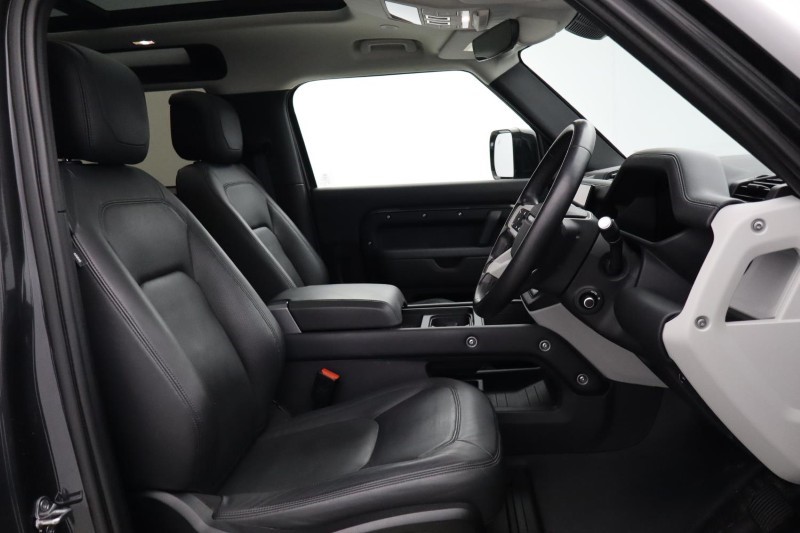 2023 (73) LAND ROVER DEFENDER 3.0 D250 HSE 90 3dr Auto 5179850