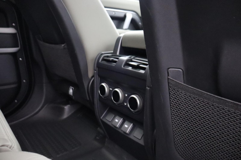 2023 (23) LAND ROVER DEFENDER 3.0 D250 X-Dynamic SE 110 5dr Auto [7 Seat] 5408409