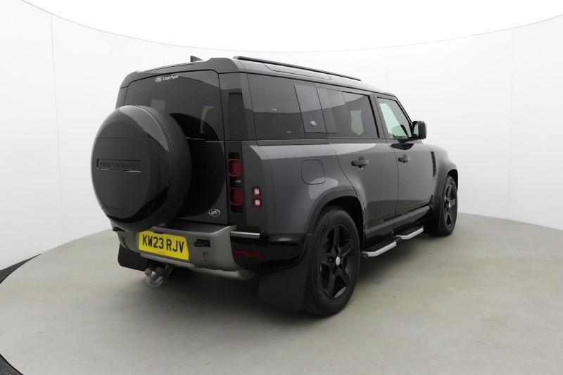 2023 (23) LAND ROVER DEFENDER 3.0 D250 X-Dynamic SE 110 5dr Auto [7 Seat] 5408382