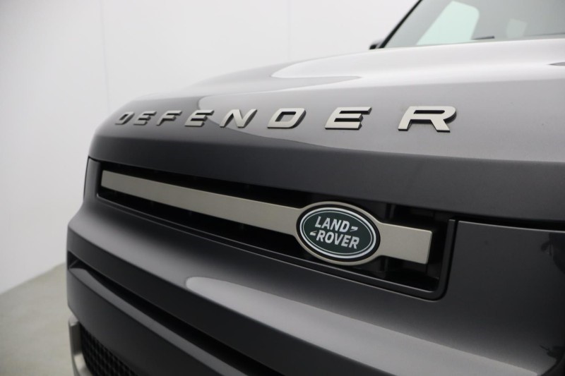 2023 (23) LAND ROVER DEFENDER 3.0 D250 X-Dynamic SE 110 5dr Auto [7 Seat] 5408415