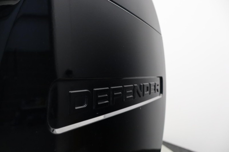 2023 (23) LAND ROVER DEFENDER 3.0 D250 X-Dynamic SE 110 5dr Auto [7 Seat] 5408388