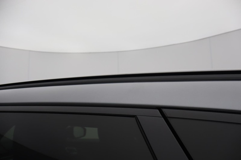 2022 (22) LAND ROVER RANGE ROVER VELAR 2.0 P400e R-Dynamic HSE 5dr Auto 5179904