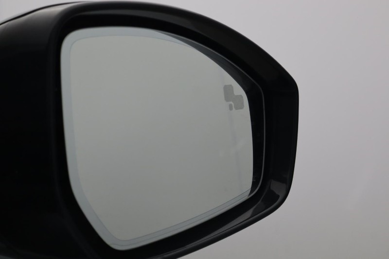 2022 (22) LAND ROVER RANGE ROVER VELAR 2.0 P400e R-Dynamic HSE 5dr Auto 5179917