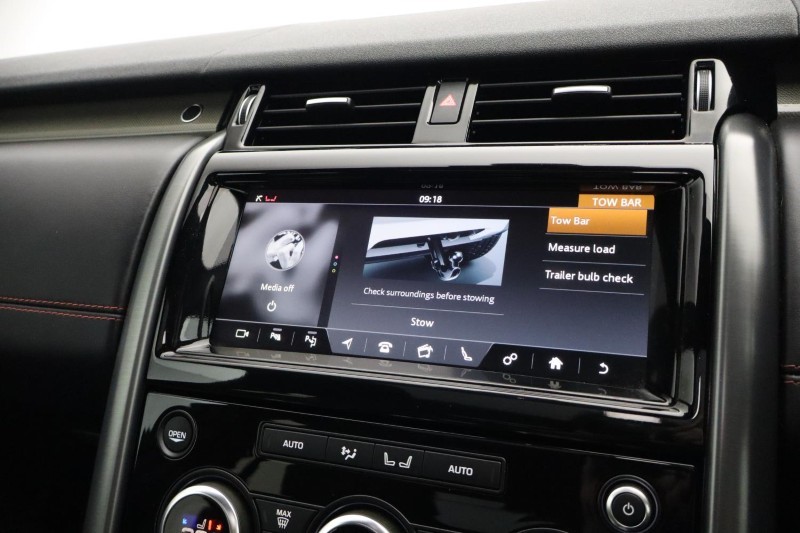 2020 (20) LAND ROVER DISCOVERY 3.0 SD6 HSE Luxury 5dr Auto 5179670