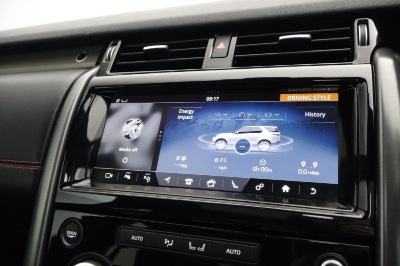 2020 (20) LAND ROVER DISCOVERY 3.0 SD6 HSE Luxury 5dr Auto 5179666