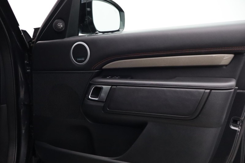 2020 (20) LAND ROVER DISCOVERY 3.0 SD6 HSE Luxury 5dr Auto 5179656