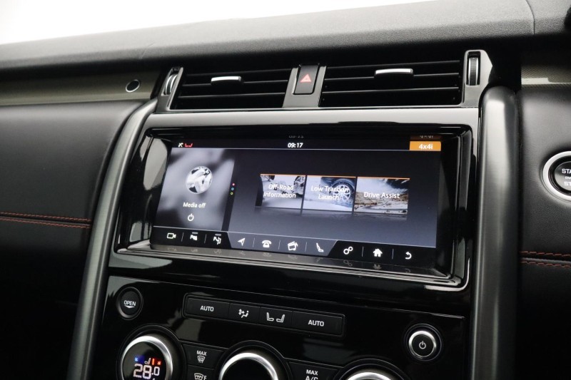 2020 (20) LAND ROVER DISCOVERY 3.0 SD6 HSE Luxury 5dr Auto 5179669