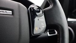 2020 (20) LAND ROVER DISCOVERY 3.0 SD6 HSE Luxury 5dr Auto 5179676