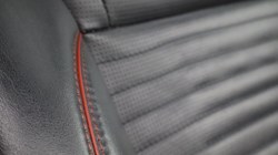 2020 (20) LAND ROVER DISCOVERY 3.0 SD6 HSE Luxury 5dr Auto 5179659