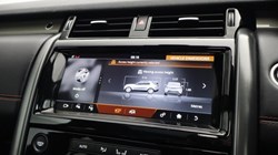 2020 (20) LAND ROVER DISCOVERY 3.0 SD6 HSE Luxury 5dr Auto 5179673