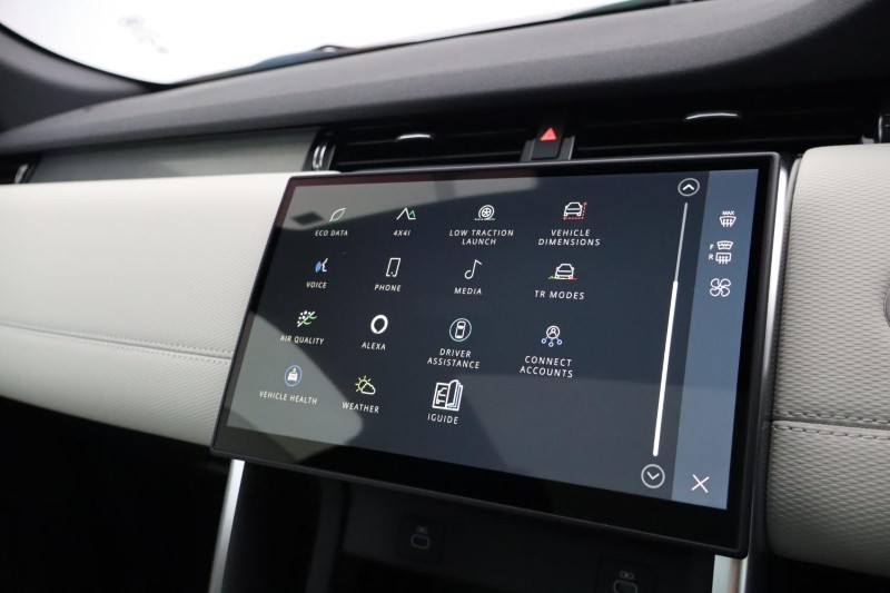 2024 (24) LAND ROVER DISCOVERY SPORT 2.0 D200 Dynamic SE 5dr Auto [7 Seat] 5178643