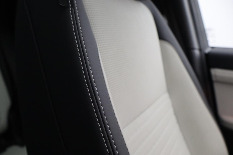 2024 (24) LAND ROVER DISCOVERY SPORT 2.0 D200 Dynamic SE 5dr Auto [7 Seat] 5178648