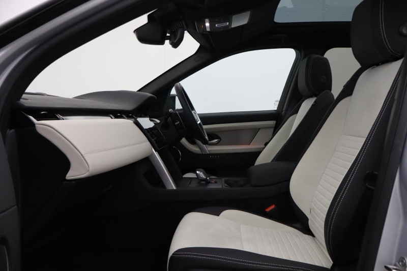 2024 (24) LAND ROVER DISCOVERY SPORT 2.0 D200 Dynamic SE 5dr Auto [7 Seat] 5178612