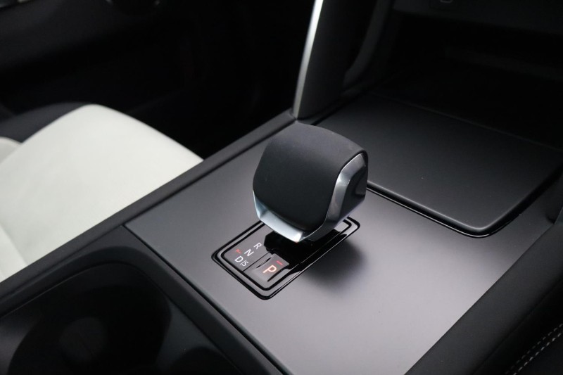 2024 (24) LAND ROVER DISCOVERY SPORT 2.0 D200 Dynamic SE 5dr Auto [7 Seat] 5178633