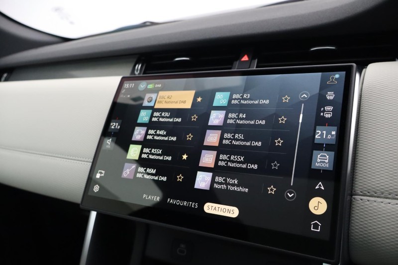 2024 (24) LAND ROVER DISCOVERY SPORT 2.0 D200 Dynamic SE 5dr Auto [7 Seat] 5178636