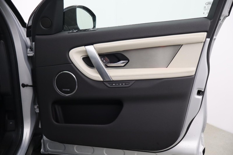 2024 (24) LAND ROVER DISCOVERY SPORT 2.0 D200 Dynamic SE 5dr Auto [7 Seat] 5178628