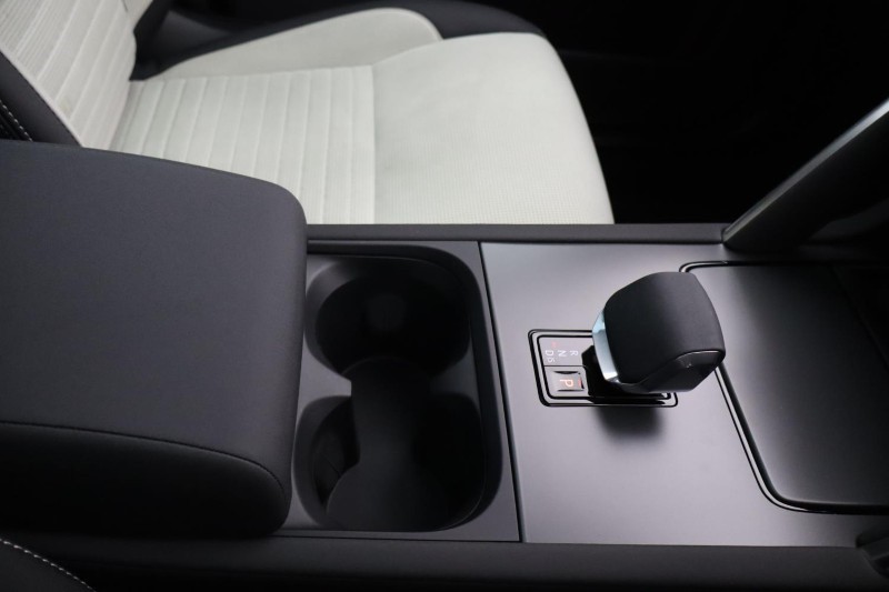 2024 (24) LAND ROVER DISCOVERY SPORT 2.0 D200 Dynamic SE 5dr Auto [7 Seat] 5178647