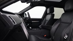 2023 (73) LAND ROVER DISCOVERY 3.0 D300 Dynamic SE 5dr Auto 5179470