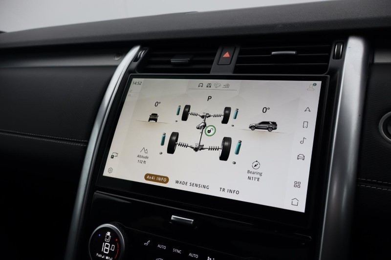 2023 (73) LAND ROVER DISCOVERY 3.0 D300 Dynamic SE 5dr Auto 5179509