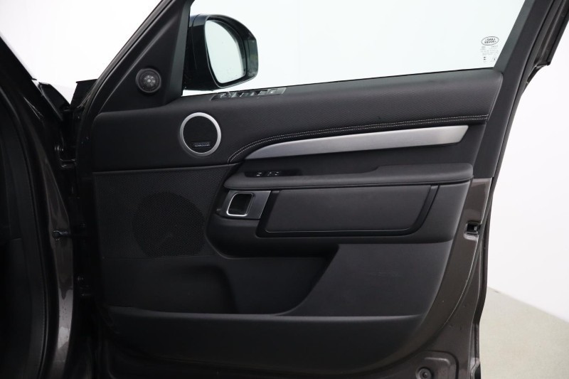 2023 (73) LAND ROVER DISCOVERY 3.0 D300 Dynamic SE 5dr Auto 5179495