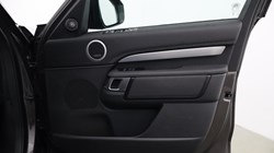 2023 (73) LAND ROVER DISCOVERY 3.0 D300 Dynamic SE 5dr Auto 5179495