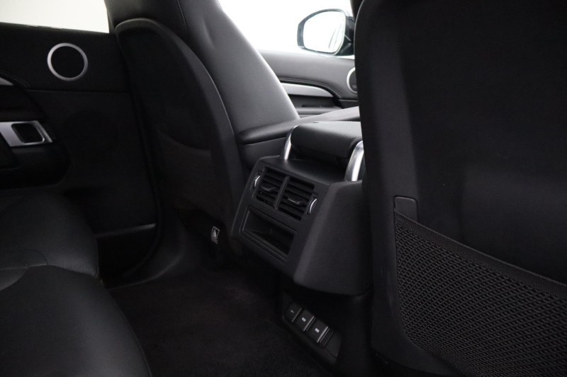 2023 (73) LAND ROVER DISCOVERY 3.0 D300 Dynamic SE 5dr Auto 5179486