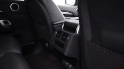 2023 (73) LAND ROVER DISCOVERY 3.0 D300 Dynamic SE 5dr Auto 5179486