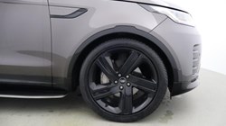 2023 (73) LAND ROVER DISCOVERY 3.0 D300 Dynamic SE 5dr Auto 5179478