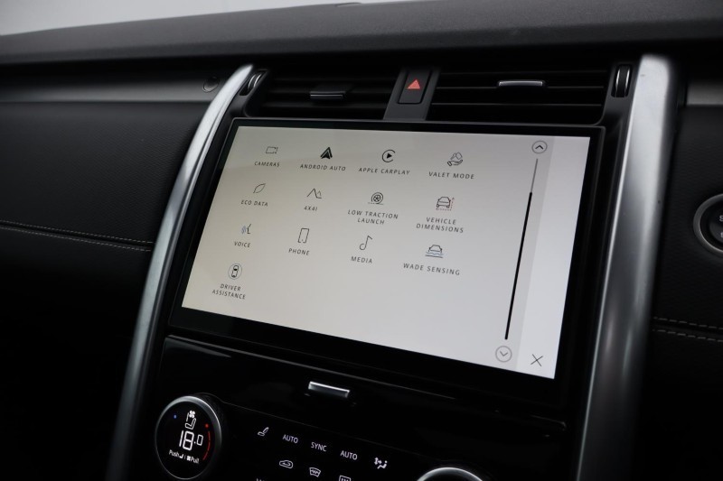 2023 (73) LAND ROVER DISCOVERY 3.0 D300 Dynamic SE 5dr Auto 5179508