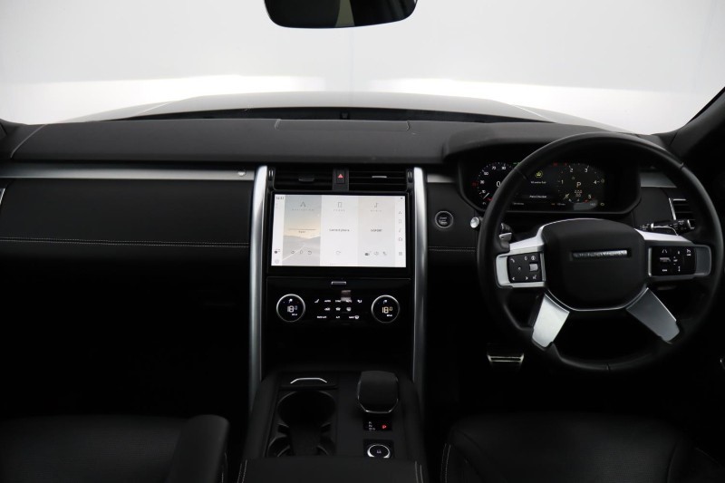 2023 (73) LAND ROVER DISCOVERY 3.0 D300 Dynamic SE 5dr Auto 5179490