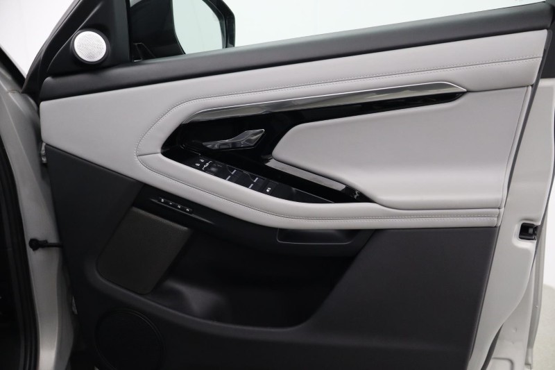 2022 (22) LAND ROVER RANGE ROVER EVOQUE 2.0 D200 Autobiography 5dr Auto 5200907