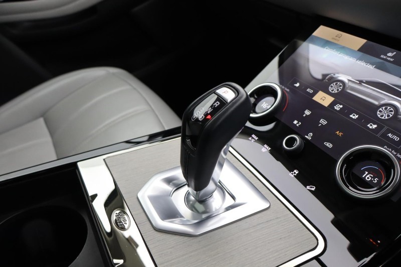 2022 (22) LAND ROVER RANGE ROVER EVOQUE 2.0 D200 Autobiography 5dr Auto 5200924