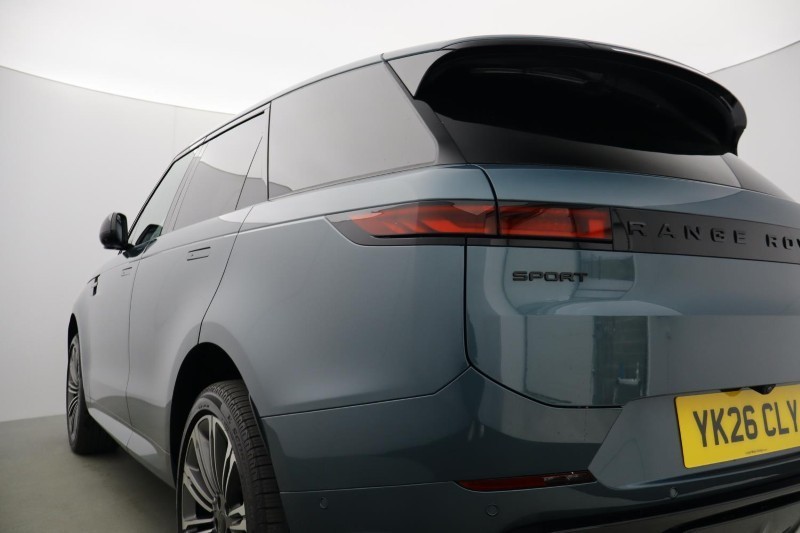 2026 (26) LAND ROVER RANGE ROVER SPORT 3.0 D300 Dynamic SE 5dr Auto 5187209