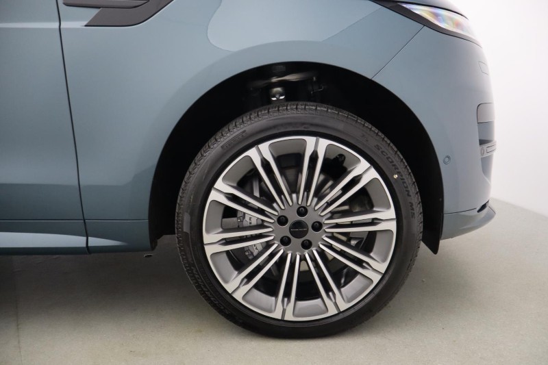 2026 (26) LAND ROVER RANGE ROVER SPORT 3.0 D300 Dynamic SE 5dr Auto 5187236