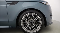 2026 (26) LAND ROVER RANGE ROVER SPORT 3.0 D300 Dynamic SE 5dr Auto 5187240