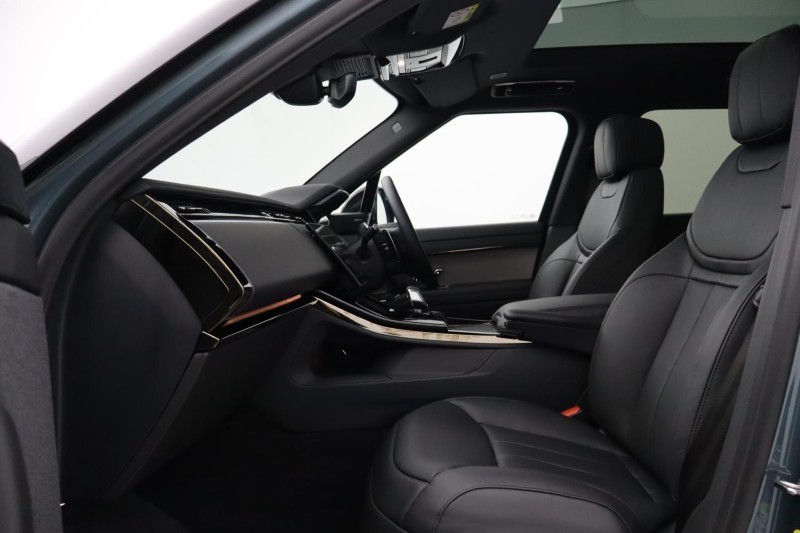 2026 (26) LAND ROVER RANGE ROVER SPORT 3.0 D300 Dynamic SE 5dr Auto 5187218