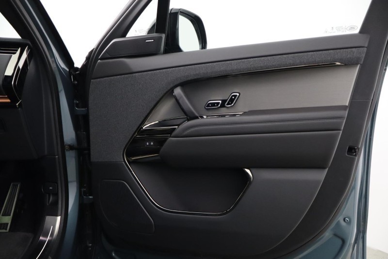 2026 (26) LAND ROVER RANGE ROVER SPORT 3.0 D300 Dynamic SE 5dr Auto 5187226