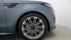 2026 (26) LAND ROVER RANGE ROVER SPORT 3.0 D300 Dynamic SE 5dr Auto 5187239
