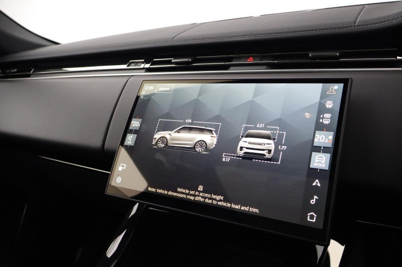 2026 (26) LAND ROVER RANGE ROVER SPORT 3.0 D300 Dynamic SE 5dr Auto 5187268