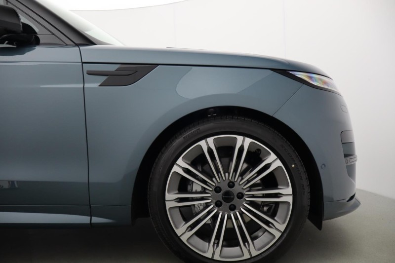 2026 (26) LAND ROVER RANGE ROVER SPORT 3.0 D300 Dynamic SE 5dr Auto 5187238